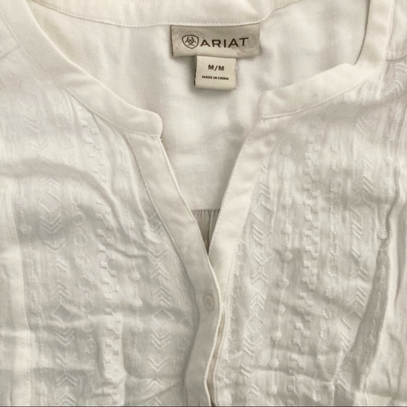 Ariat Womens Blouse size medium - Picture 2 of 3